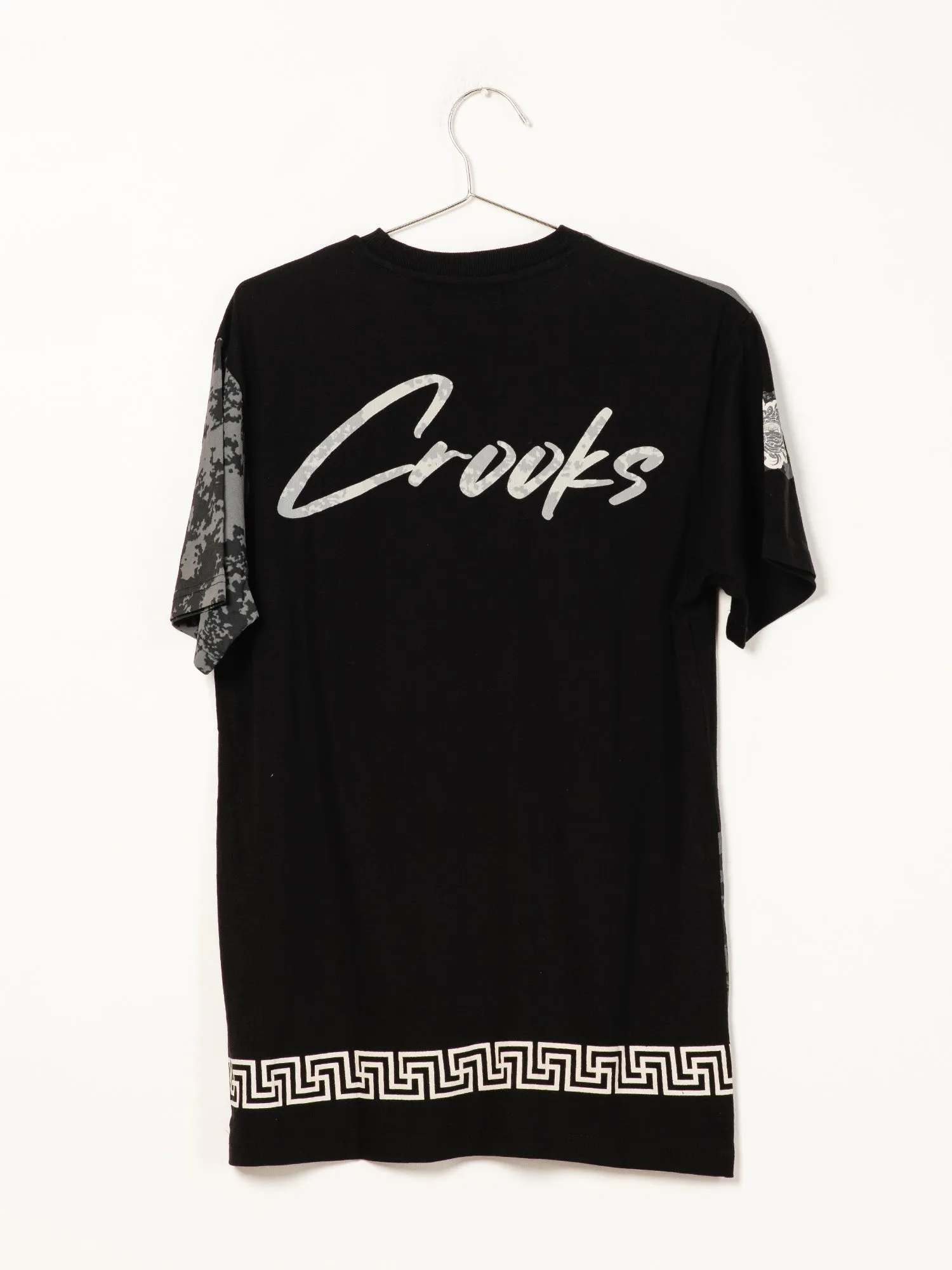 CROOKS & CASTLES MONOGRAM CREST T-SHIRT - CLEARANCE