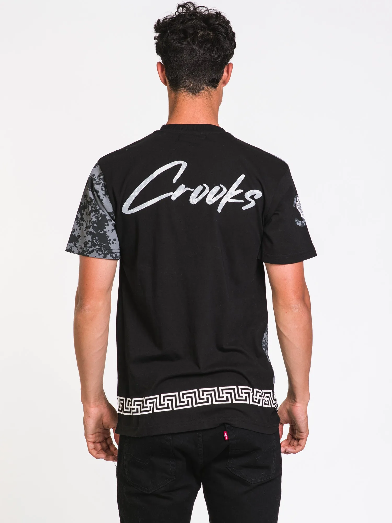 CROOKS & CASTLES MONOGRAM CREST T-SHIRT - CLEARANCE