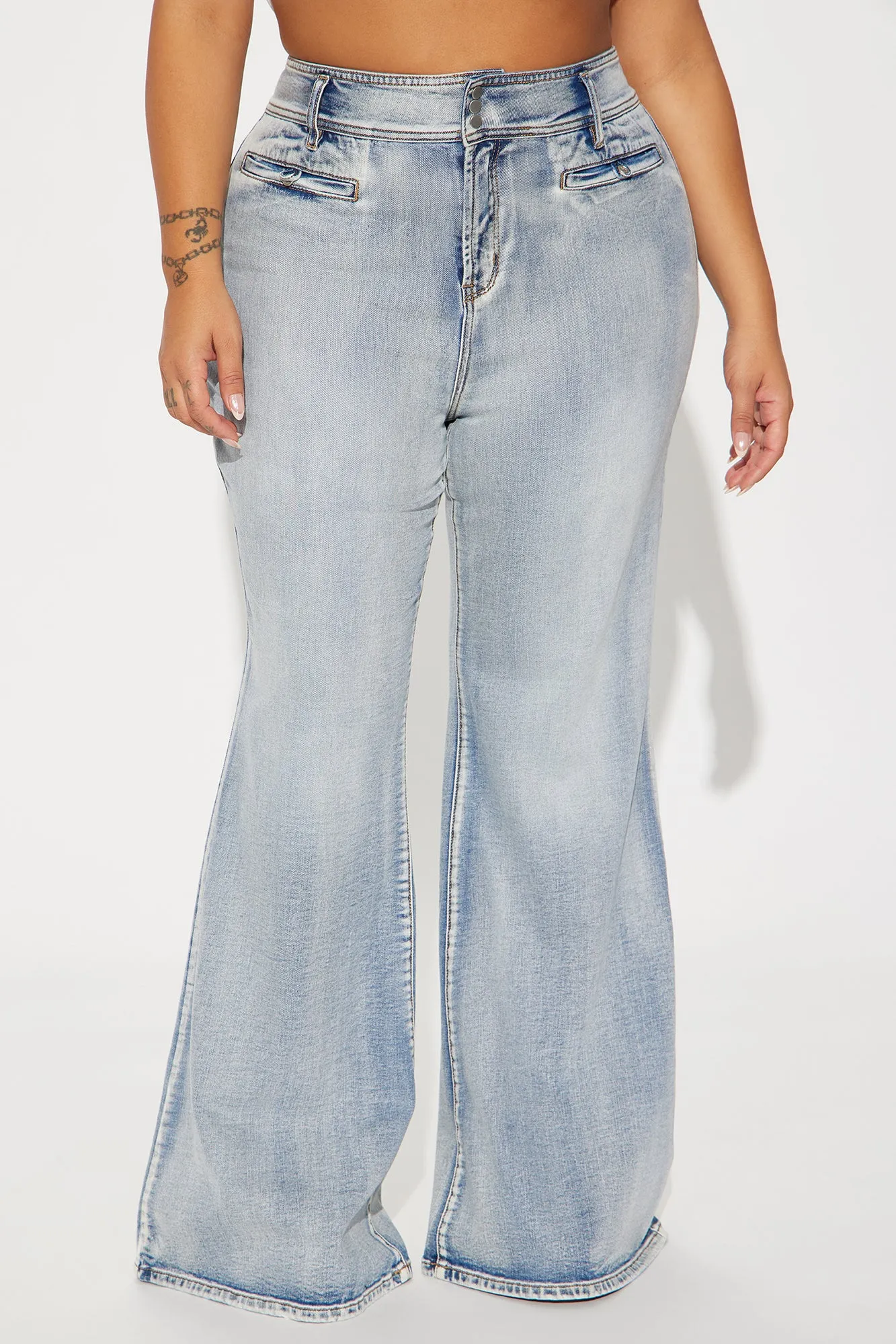 It's A Thing Stretch Flare Jeans - Medium Wash