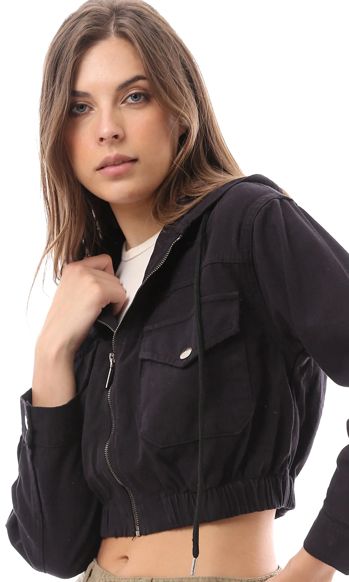 O172027 Black Zipped Cropped Jacket With Front Pockets