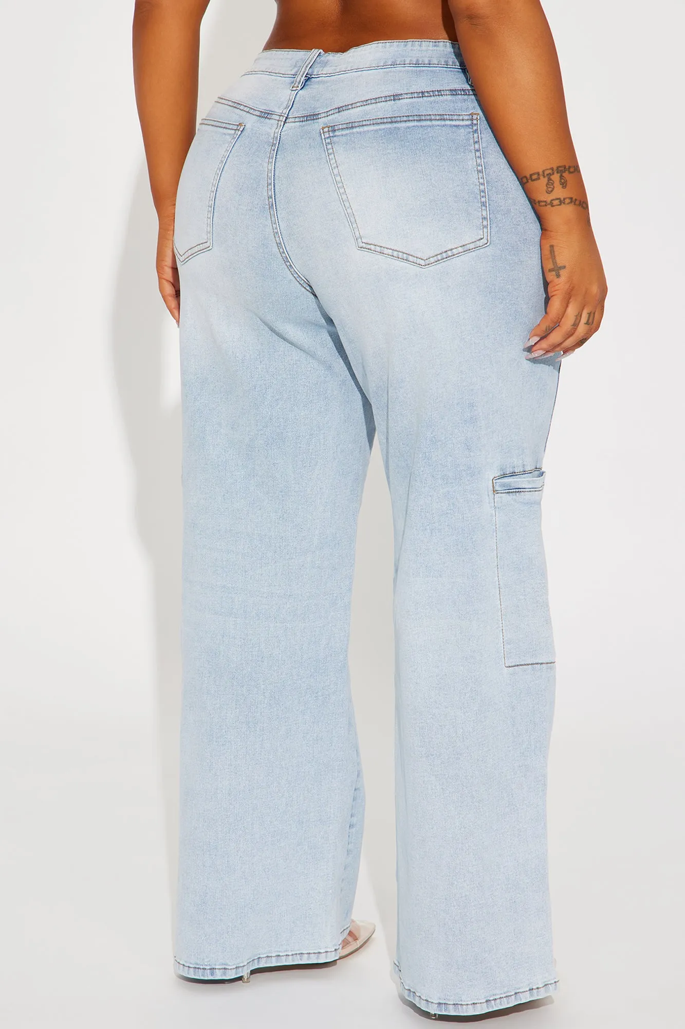 Scrolling Stretch Baggy Jeans - Light Wash