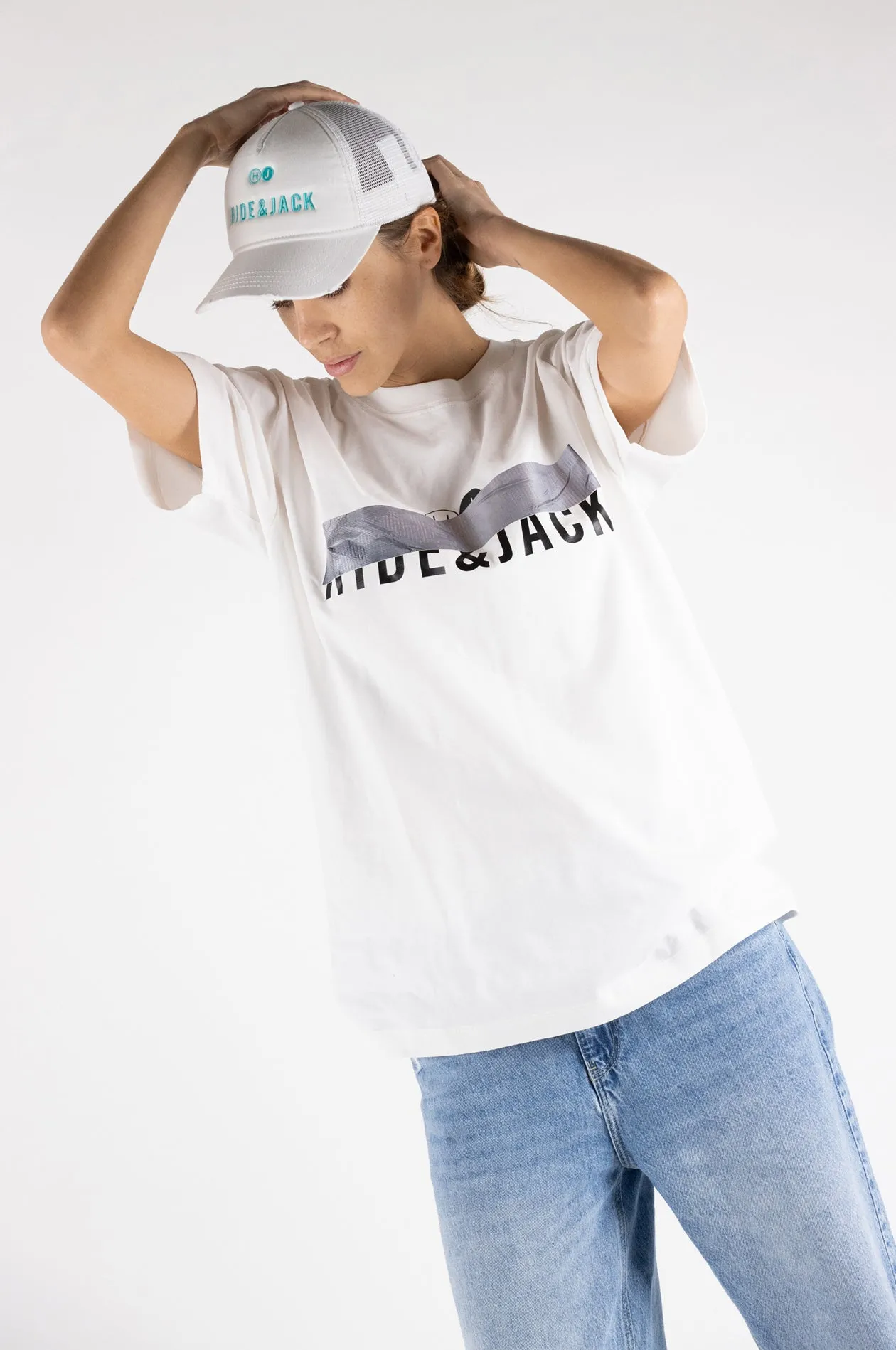 T-shirt White